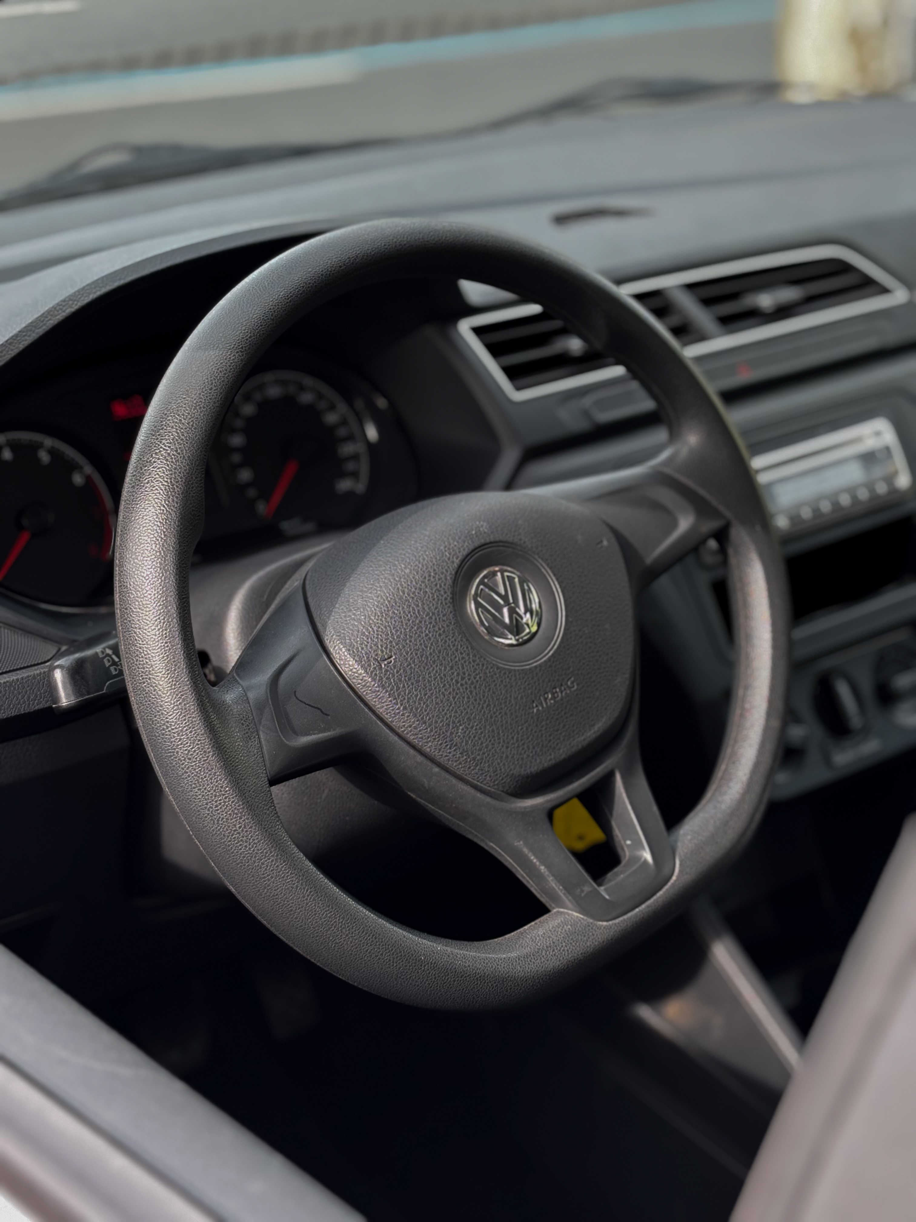 Volkswagen VOLKSWAGEN VOYAGE 1.6 MSI FLEX 8V 4P