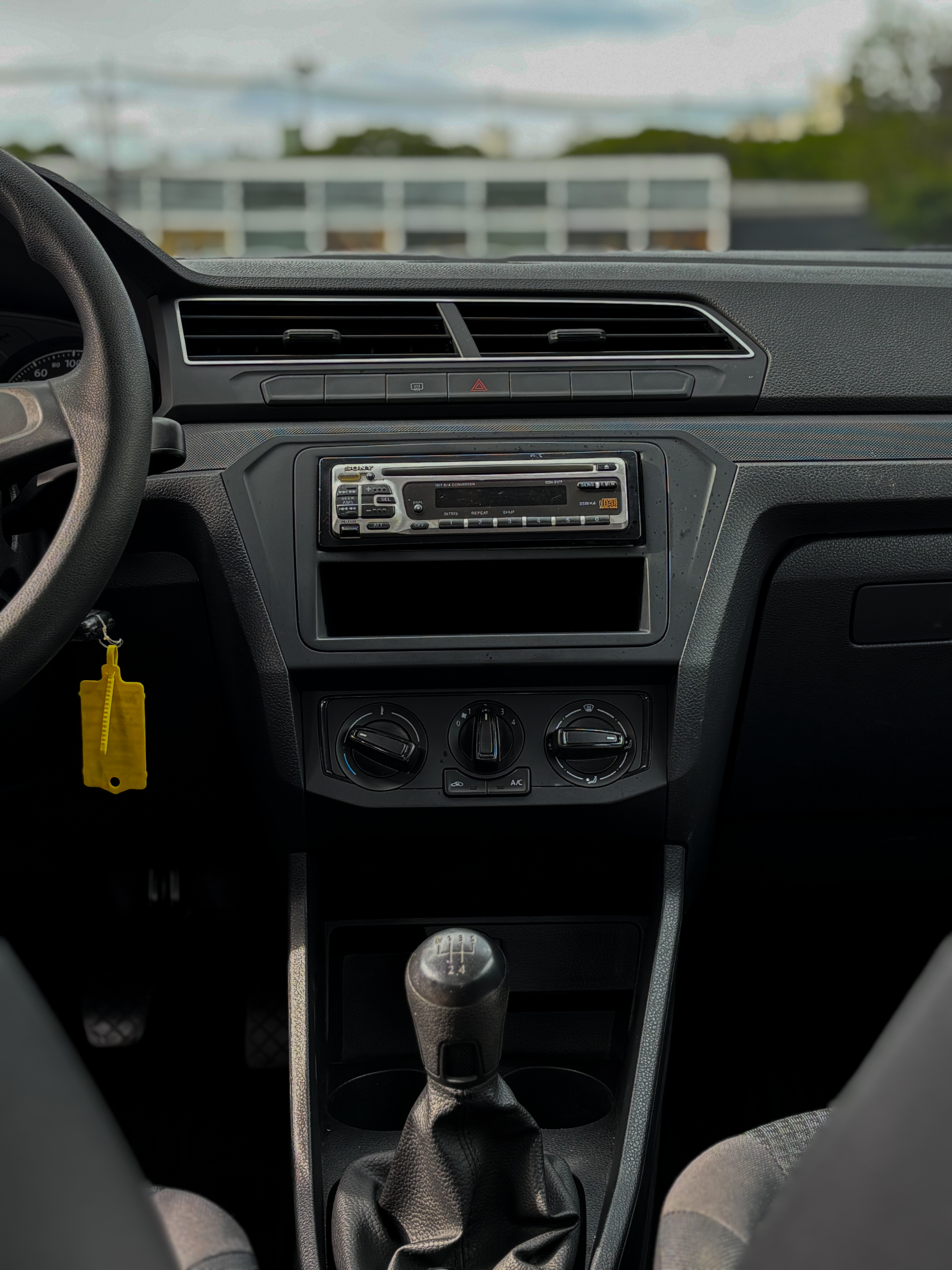 Volkswagen VOLKSWAGEN VOYAGE 1.6 MSI FLEX 8V 4P