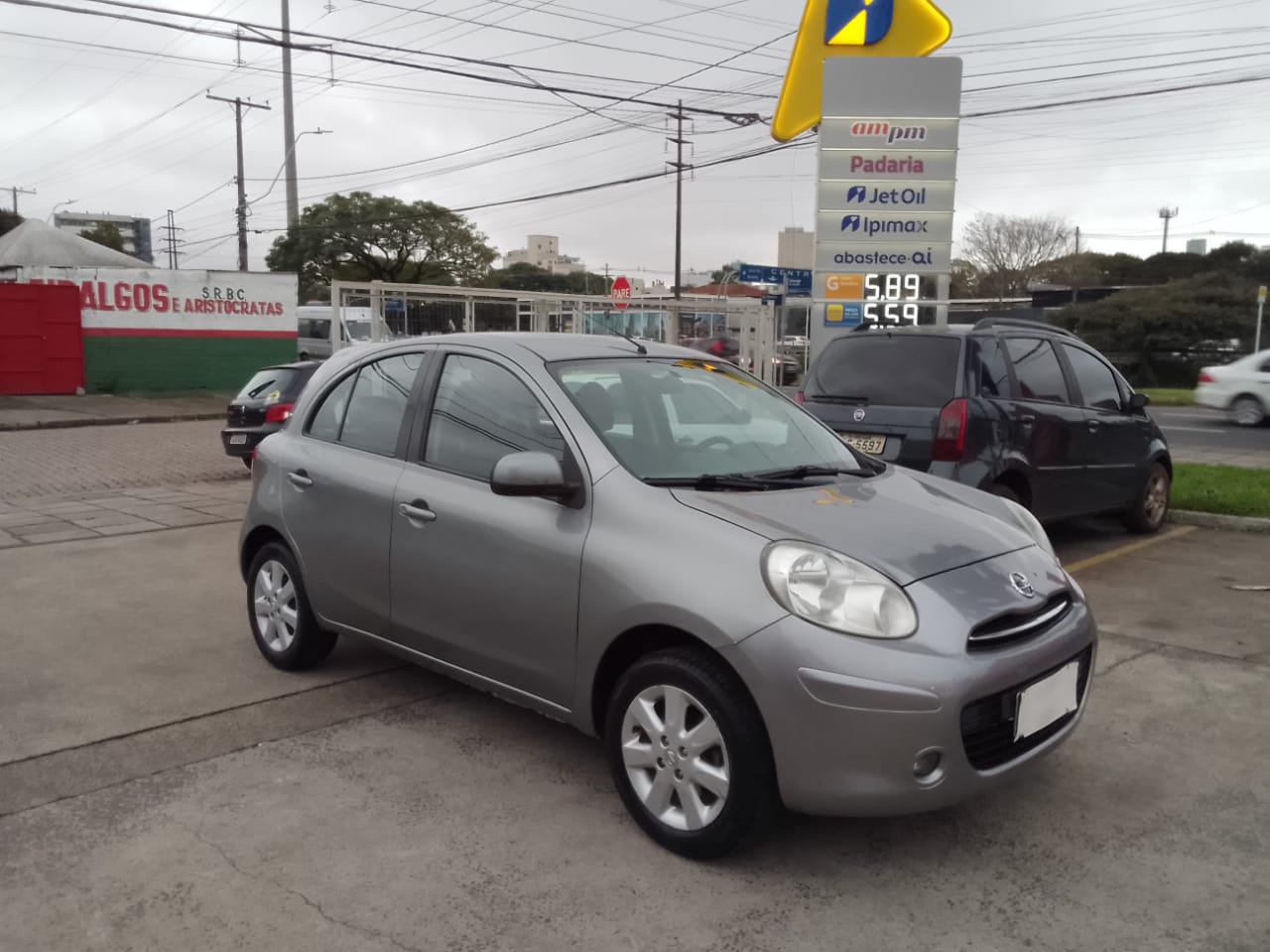 Nissan NISSAN MARCH 1.6 SV